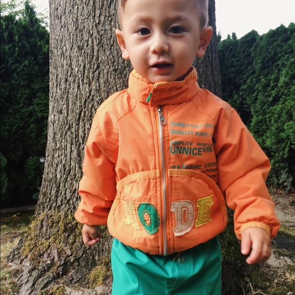 Vintage Style 2T Orange Puffer Jacket - Picture 2 of 5